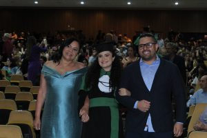 Mais- uma- turma- do- curso- de- Medicina- do- Cesmac- colou- grau- em- clima- de- muita- emoção- (01)...