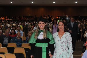 Mais- uma- turma- do- curso- de- Medicina- do- Cesmac- colou- grau- em- clima- de- muita- emoção- (01)...