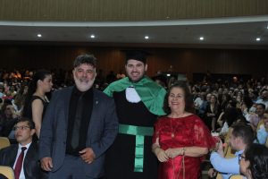 Mais- uma- turma- do- curso- de- Medicina- do- Cesmac- colou- grau- em- clima- de- muita- emoção- (01)...
