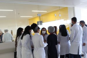 Curso- de -Farmácia -promove- ação- com- Carnaval -Solidário- (5)
