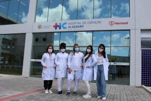 Curso- de -Farmácia -promove- ação- com- Carnaval -Solidário- (5)
