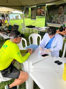 d2e304a2-7b7c-44fe-812f-9a6f495f60f0