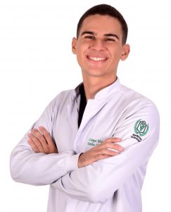 Aluno de Medicina Veterinária do Cesmac Conquista Vaga em Residência na Universidade de Londrina