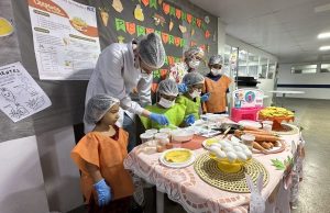 Alunas de Nutrição do Cesmac Ensinam aos Pequenos Pacientes do HGE que é Possível Combinar Sabor e Saúde