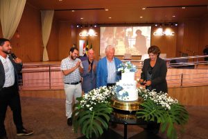 511cb335-06ad-4d19-b248-4555d9836ec1