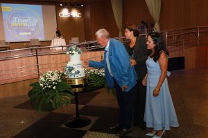 511cb335-06ad-4d19-b248-4555d9836ec1