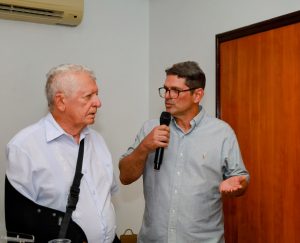 f09e988b-0bd1-4f83-a6fa-24e526b582e2