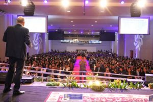 Auditório lotado marca noite de abertura do Congresso Internacional de Direito do Cesmac