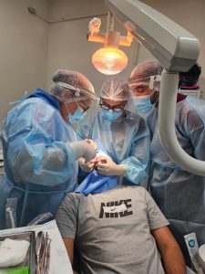 Cesmac e Sesau promovem oficina estadual sobre câncer de boca no Novembro Vermelho