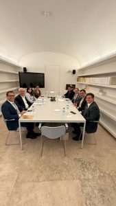 b5e306be-4fdd-4d51-b58c-d8559d15a5be