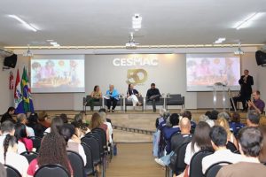 Cesmac Debate aborda caminhos para uma maturidade feliz e saudável
